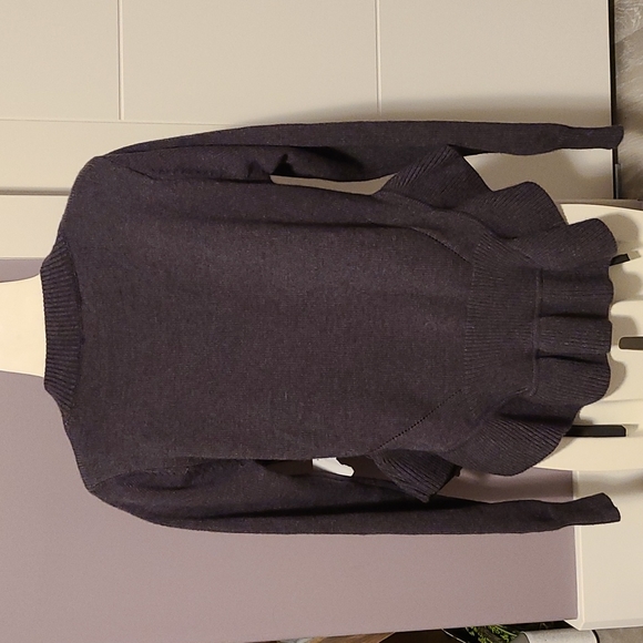 💝Maisie Grey Ruffle Knit Sweater - Picture 7 of 12